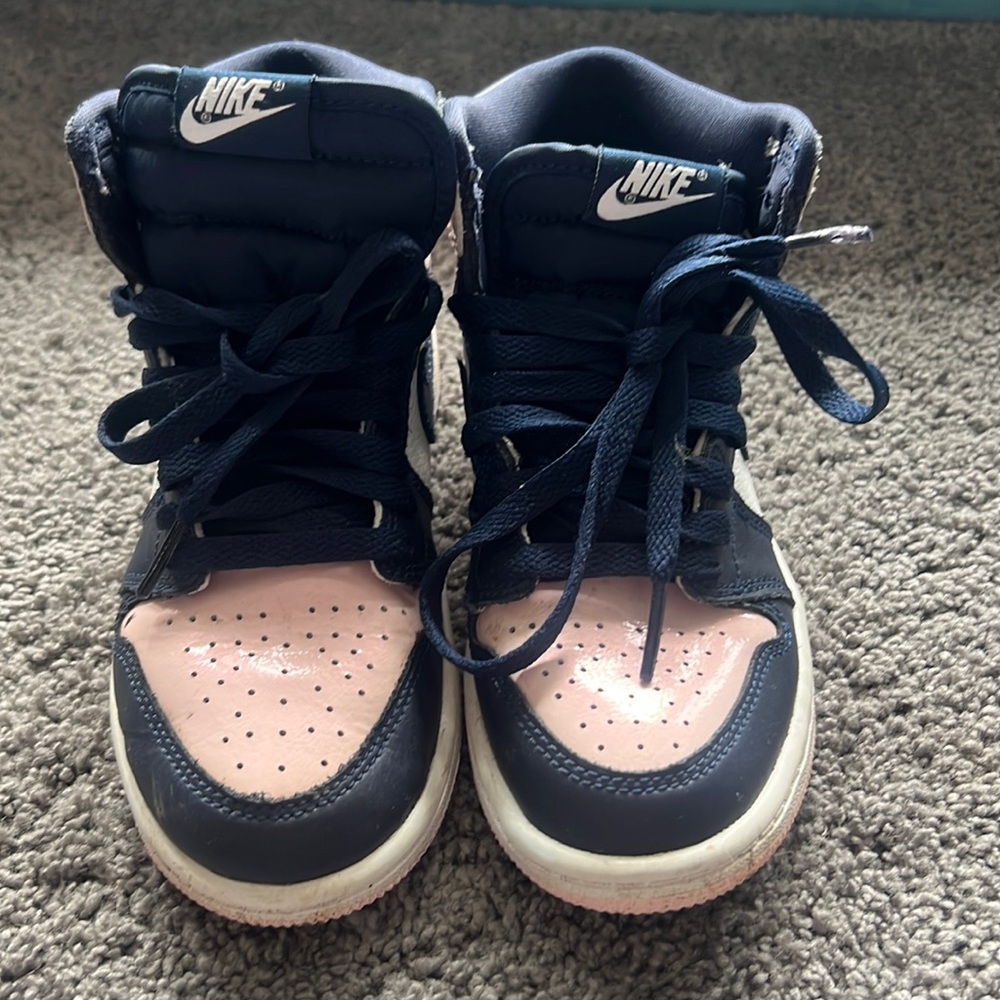 Nike kids BubbleGum Pink size 2